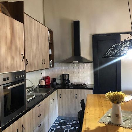 Hospitality In Historical & Mythical Peloponnese 2 Apartamento Corinth Exterior foto